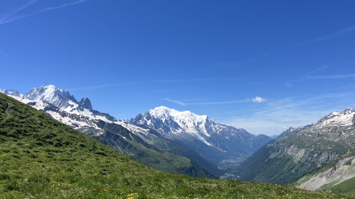 trek-mi-hiking-mont-blanc